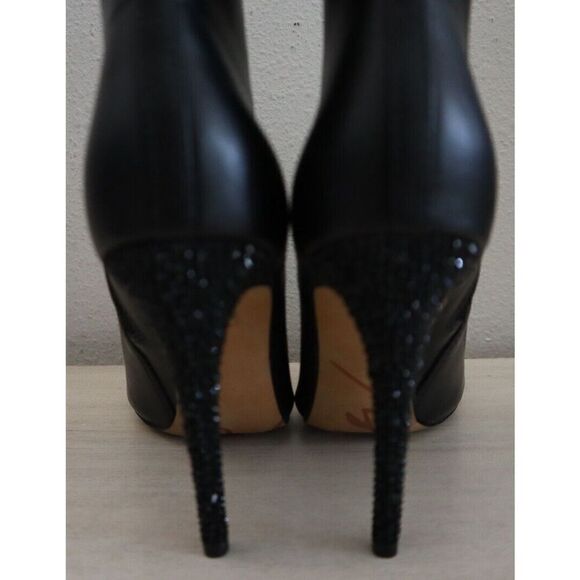 Karl Lagerfeld Women's Sz 5M Black Smooth Leather Embellished Ankle Boots - Picture 9 of 14